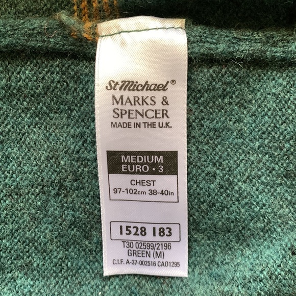 VINTAGE ST. MICHAEL FROM MARKS AND SPENCER LAMBSWOOL MEN’S SWEATER SIZE … - Picture 8 of 11